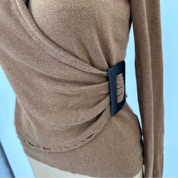 Nic + Zoe Faux Wrap Buckle Tan Knit Long Sleeve Sweater Size Small - Picture 3 of 8